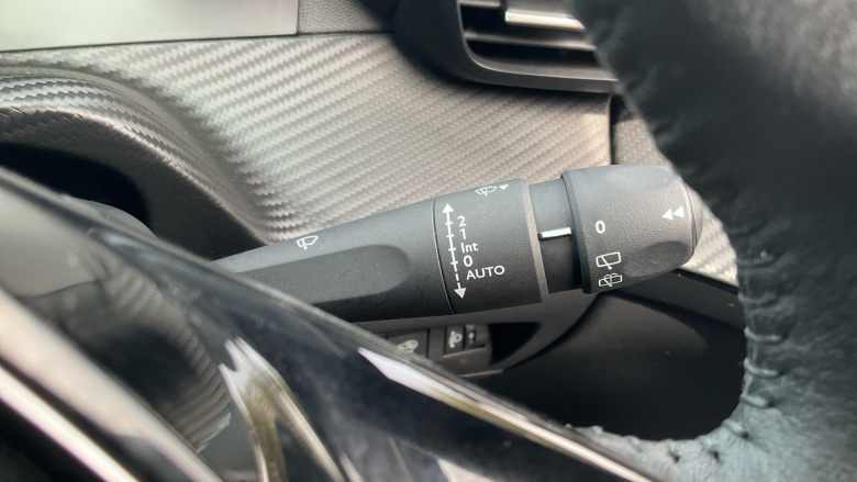 Peugeot 208 1.2 PureTech 100 Allure 5dr Petrol Hatchback